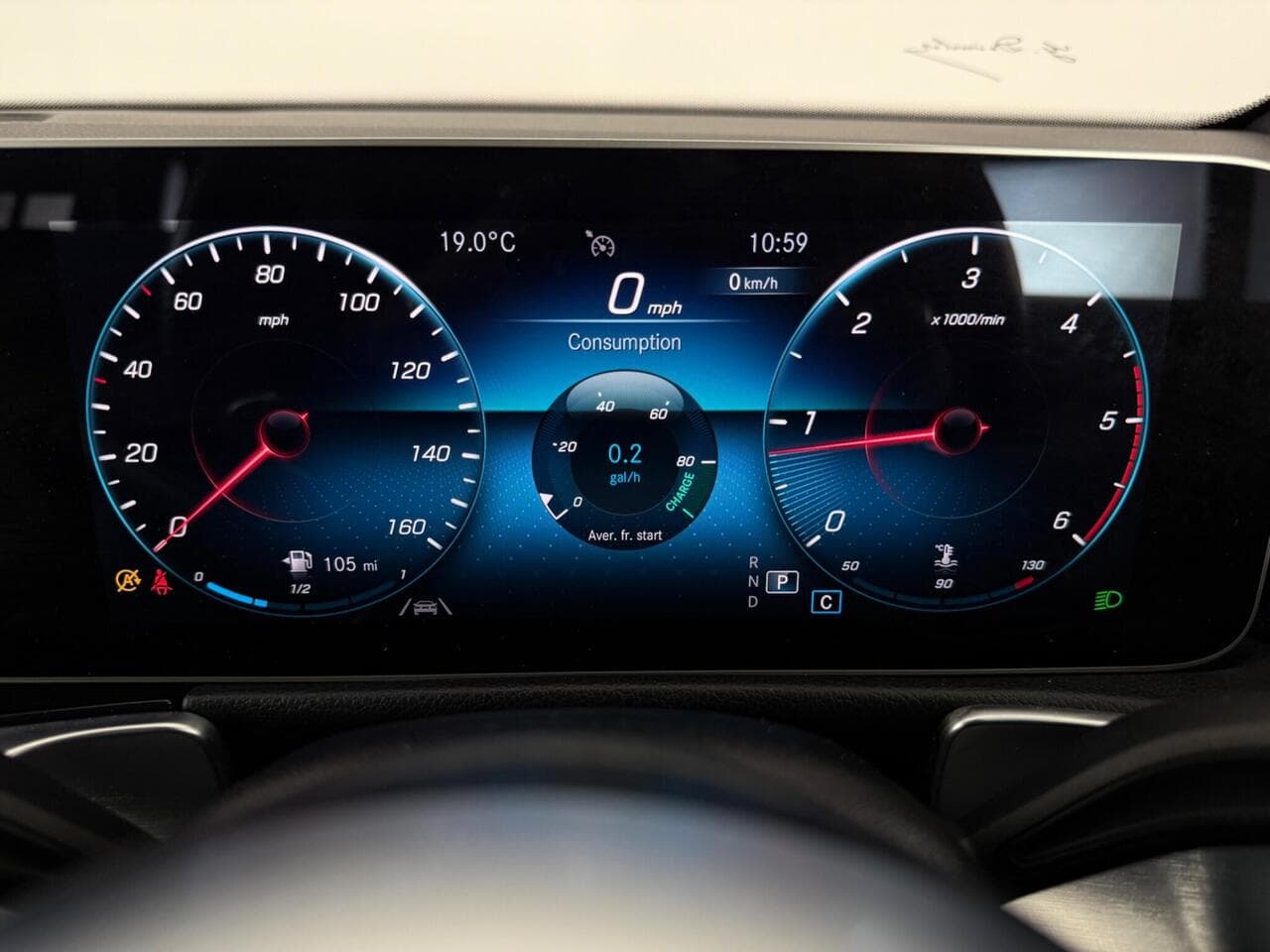 Mercedes-Benz GLB thumbnail Driver Instruments