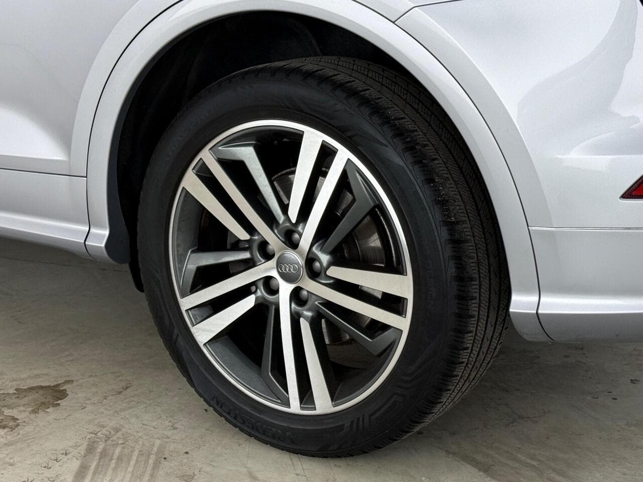 Audi Q5 thumbnail Wheel