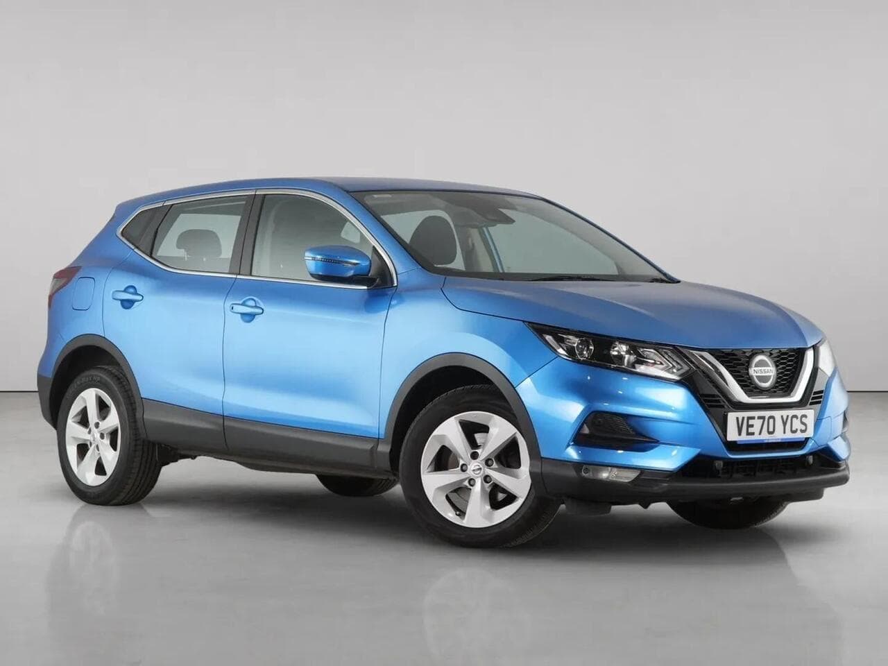 Nissan Qashqai - Nissan Qashqai 1.3 DIG-T Acenta Premium SUV 5dr Petrol Manual Euro 6 (s/s) (140 ps)