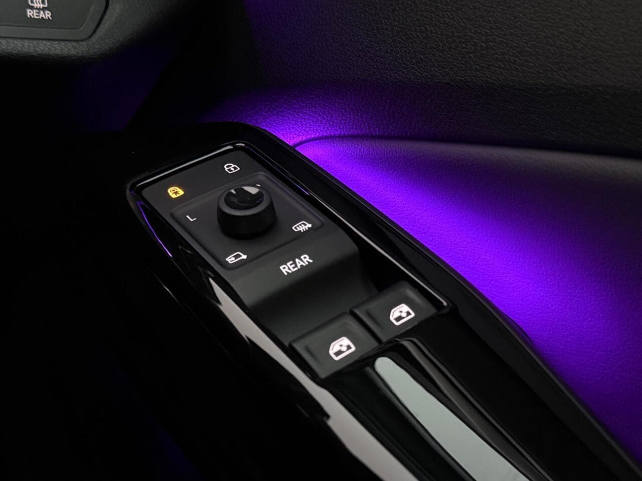 Volkswagen ID.4 thumbnail Misc Controls