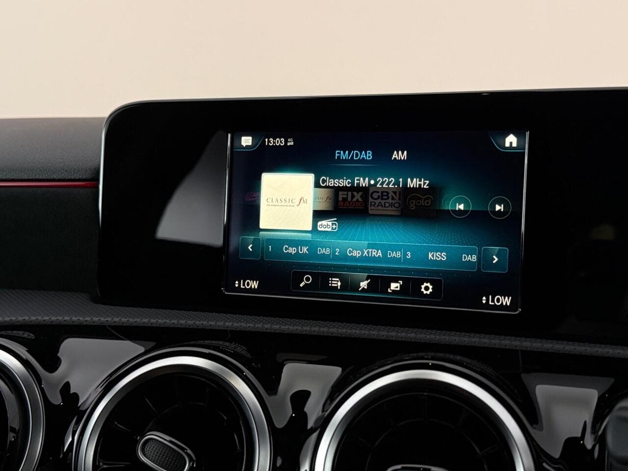 Mercedes-Benz A Class thumbnail Infotainment System