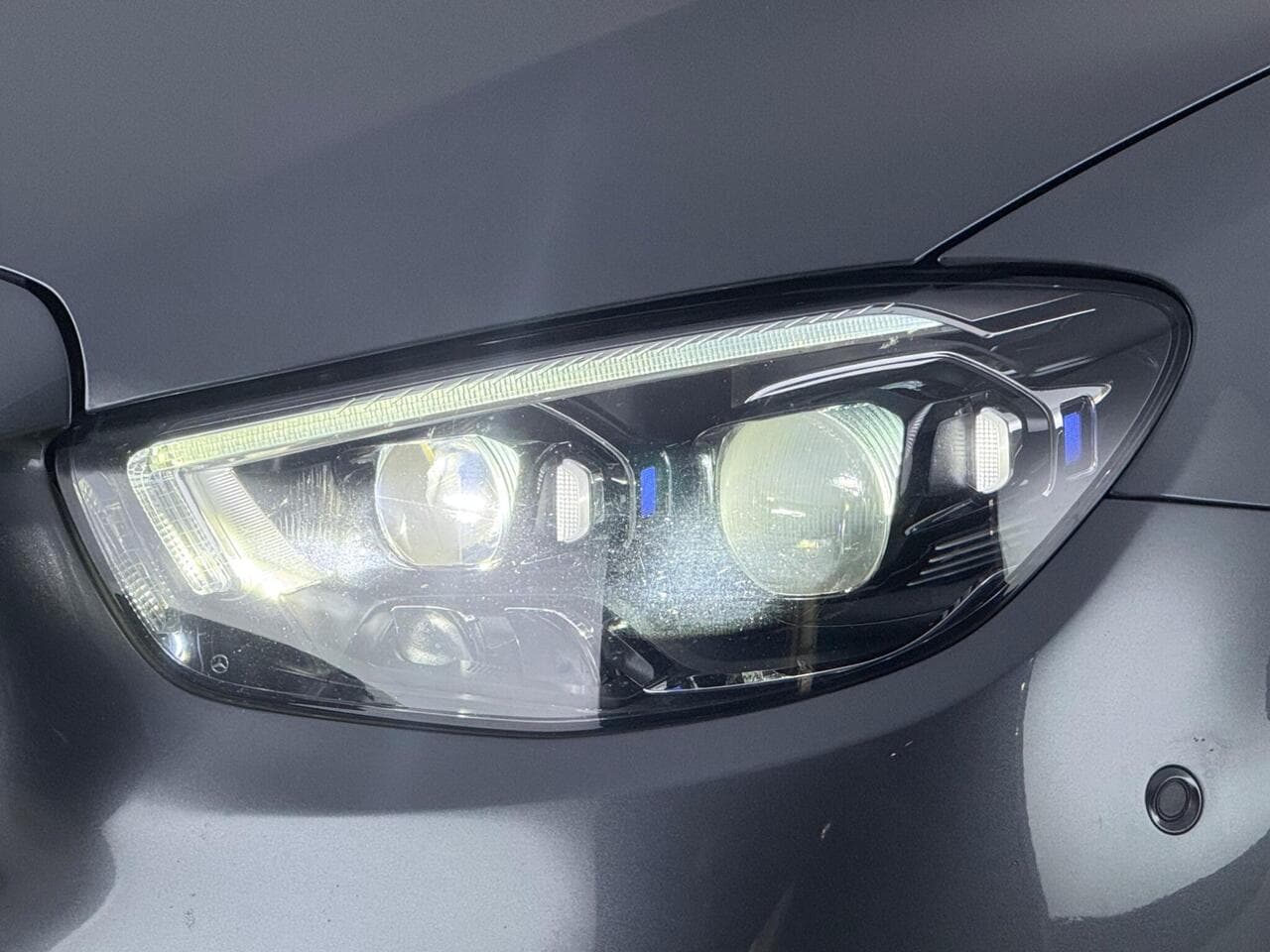 Mercedes-Benz E Class thumbnail Lights Front