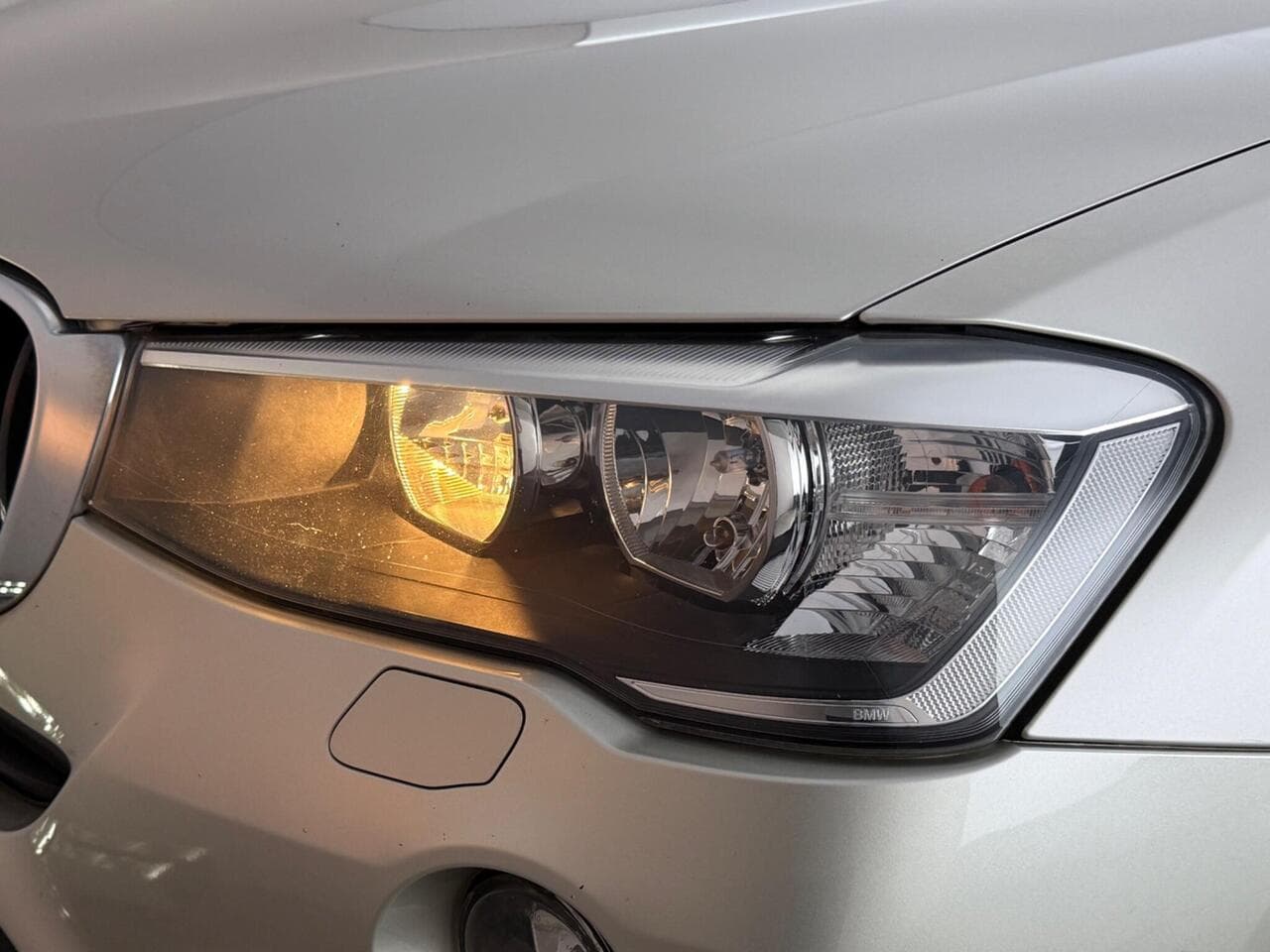 BMW X3 thumbnail Lights Front
