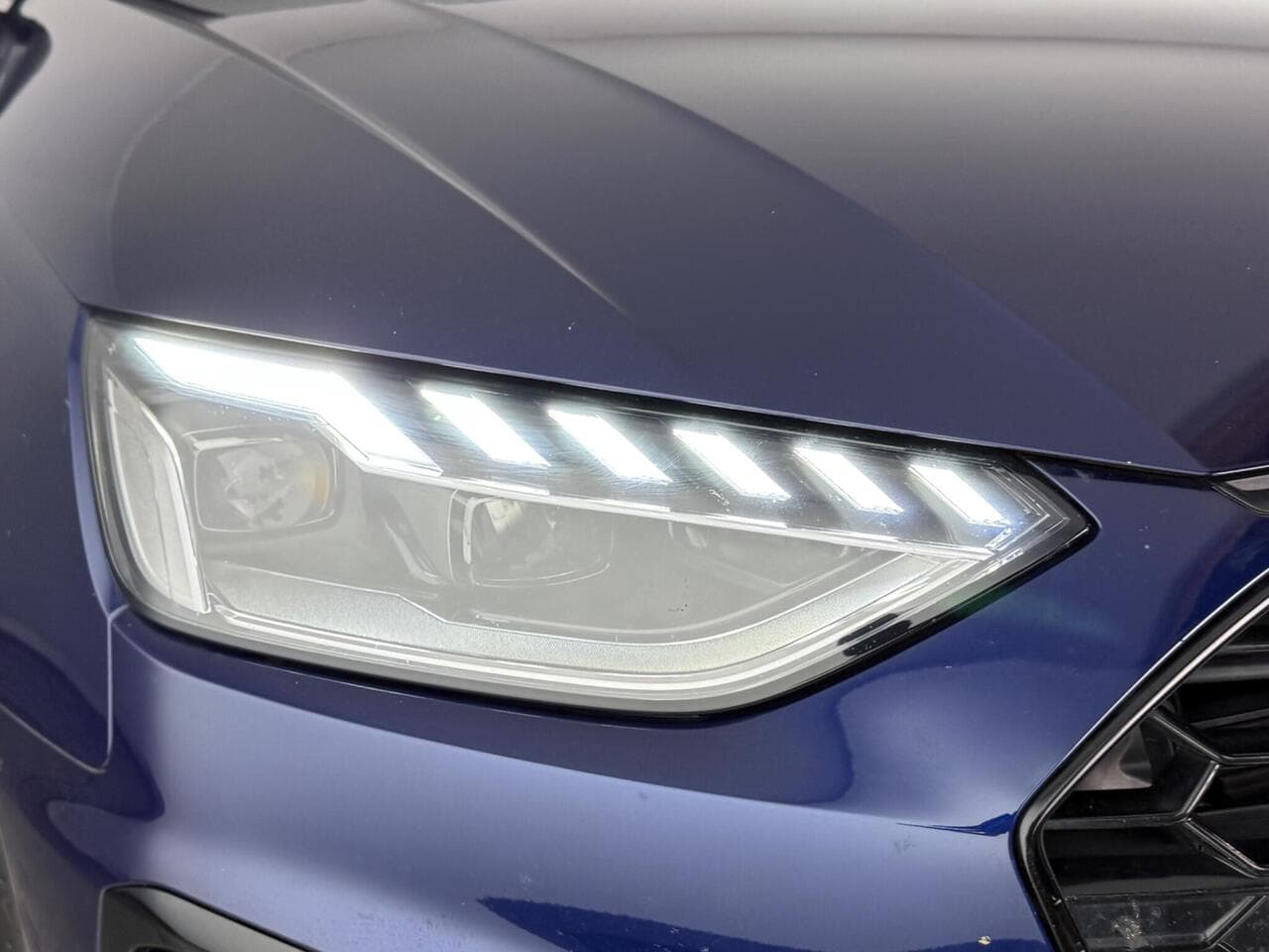 Audi A4 thumbnail Lights Front