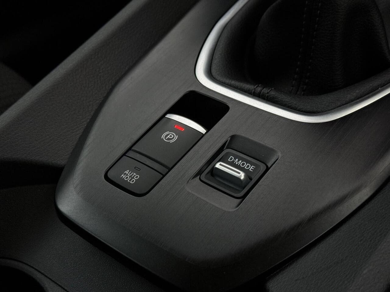 Nissan Qashqai thumbnail Misc Controls