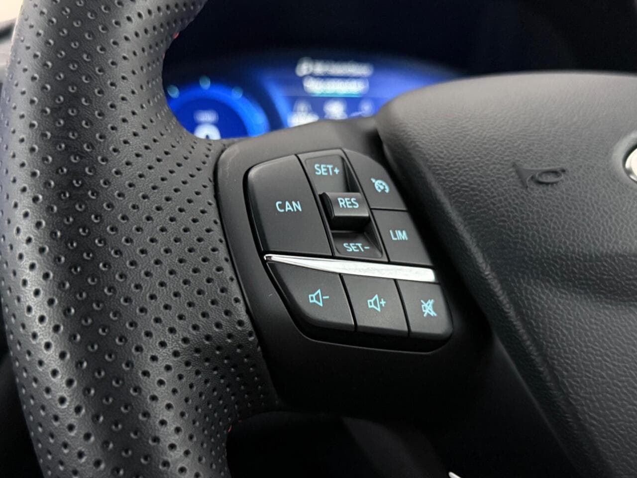 Ford Puma thumbnail Misc Controls