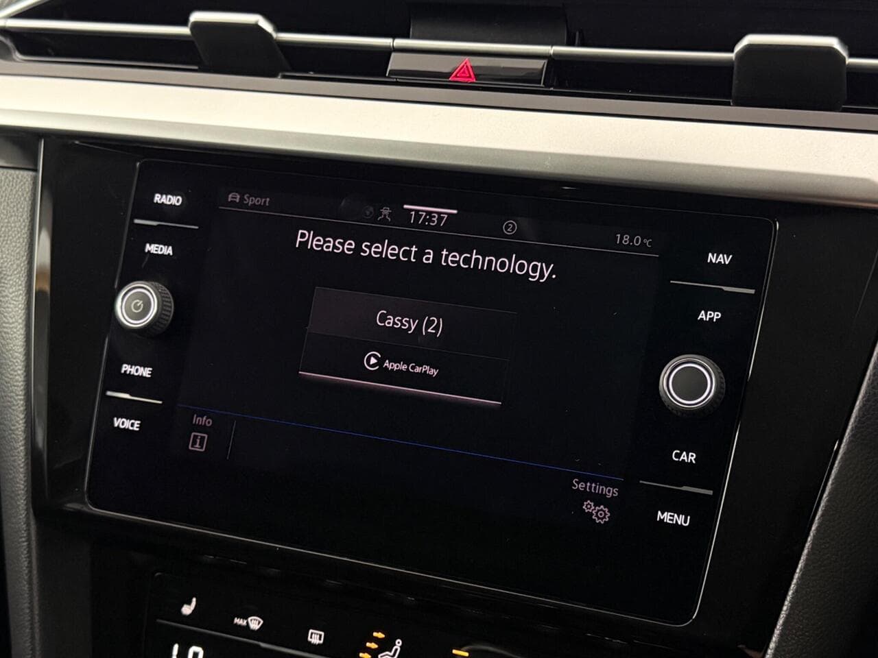 Volkswagen Arteon thumbnail Infotainment System