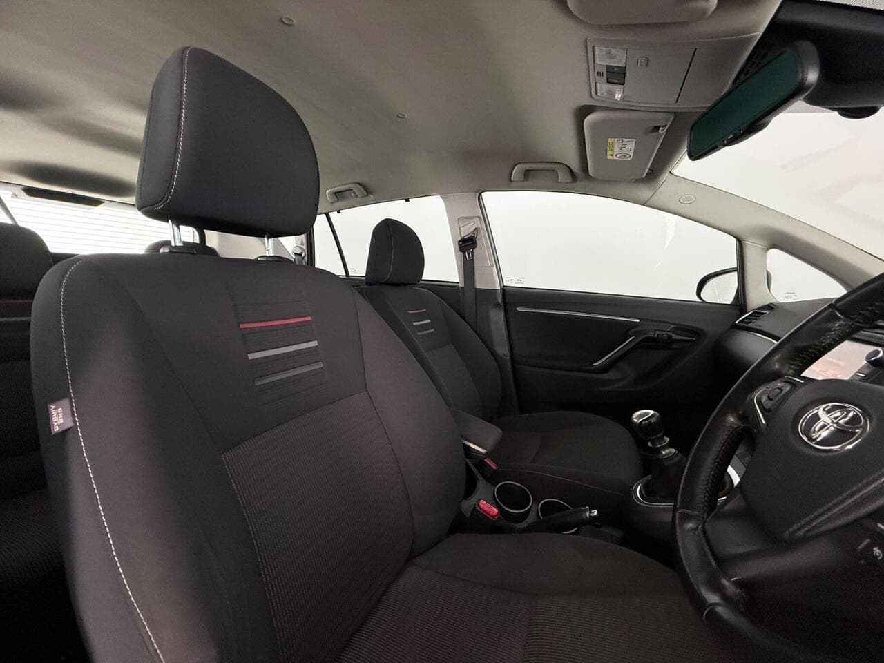 Toyota Verso thumbnail Seat Driver