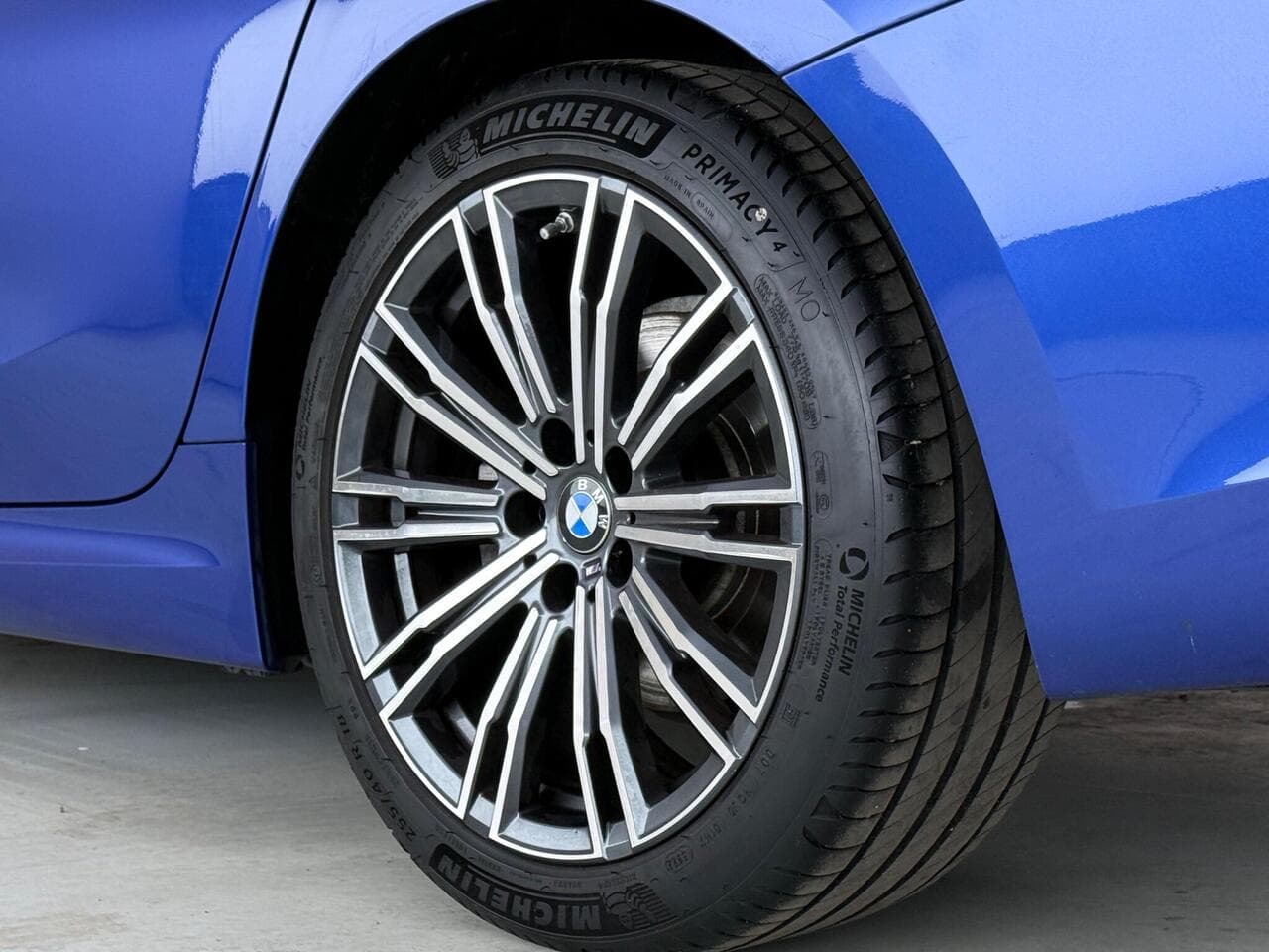 BMW 3 Series thumbnail Wheel