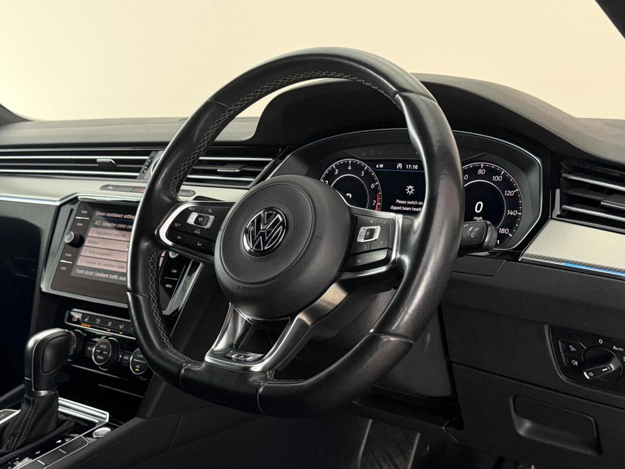 Volkswagen Arteon thumbnail Steering Wheel