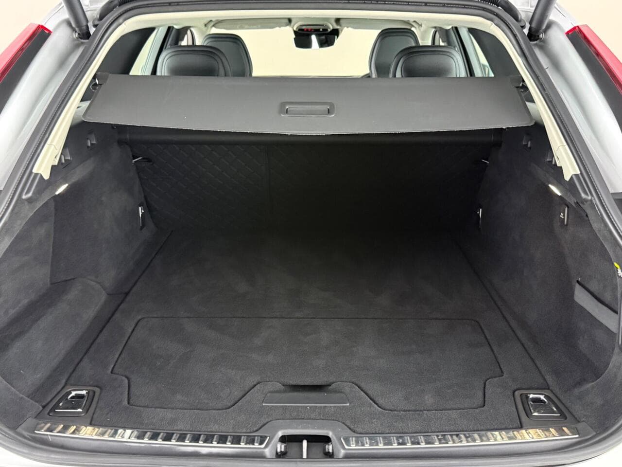 Volvo V90 thumbnail Boot