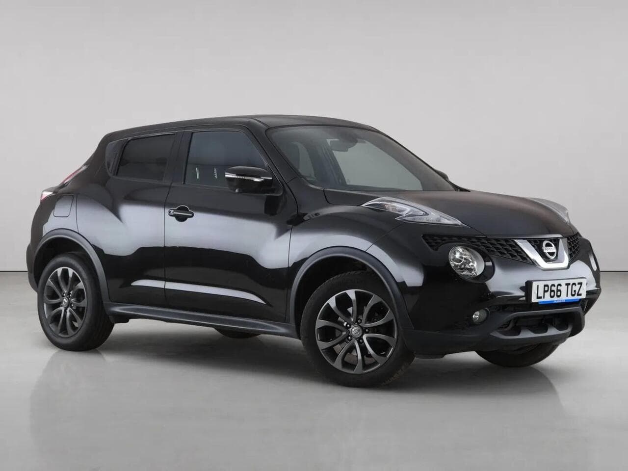 Nissan Juke - Nissan Juke 1.6 Tekna SUV 5dr Petrol XTRON Euro 6 (117 ps)