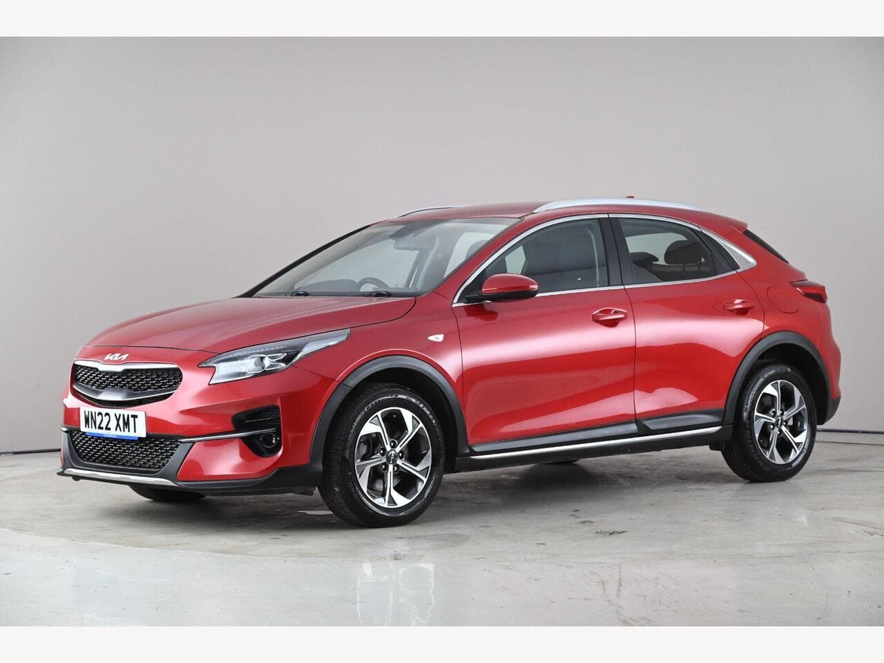 Kia XCeed thumbnail Front Left