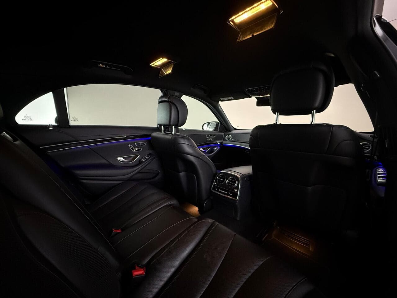 Mercedes-Benz S Class thumbnail Seats Rear