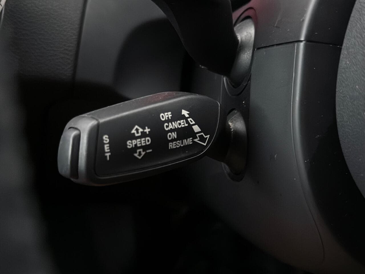 Audi Q5 thumbnail Misc Controls
