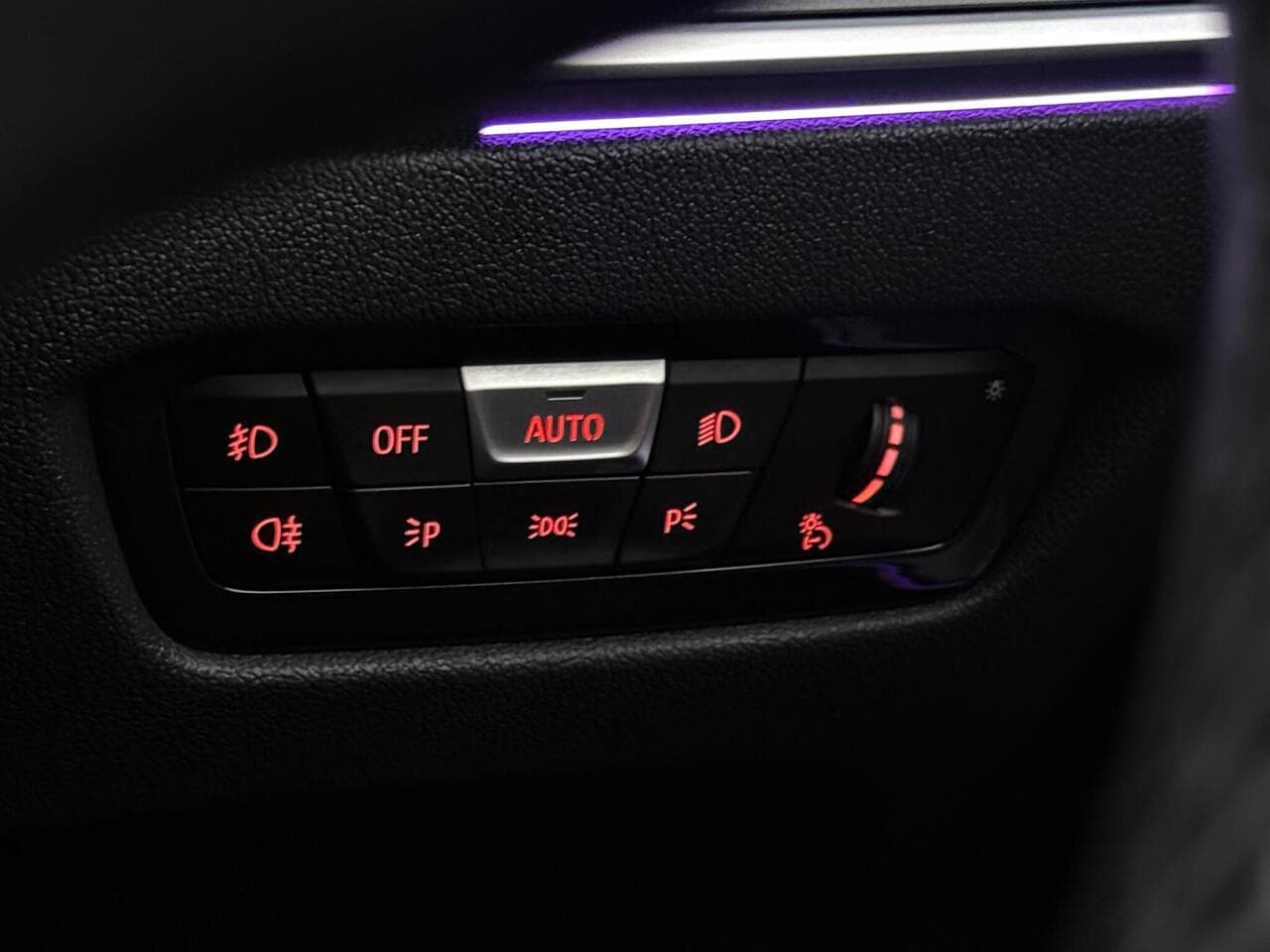 BMW 3 Series thumbnail Misc Controls