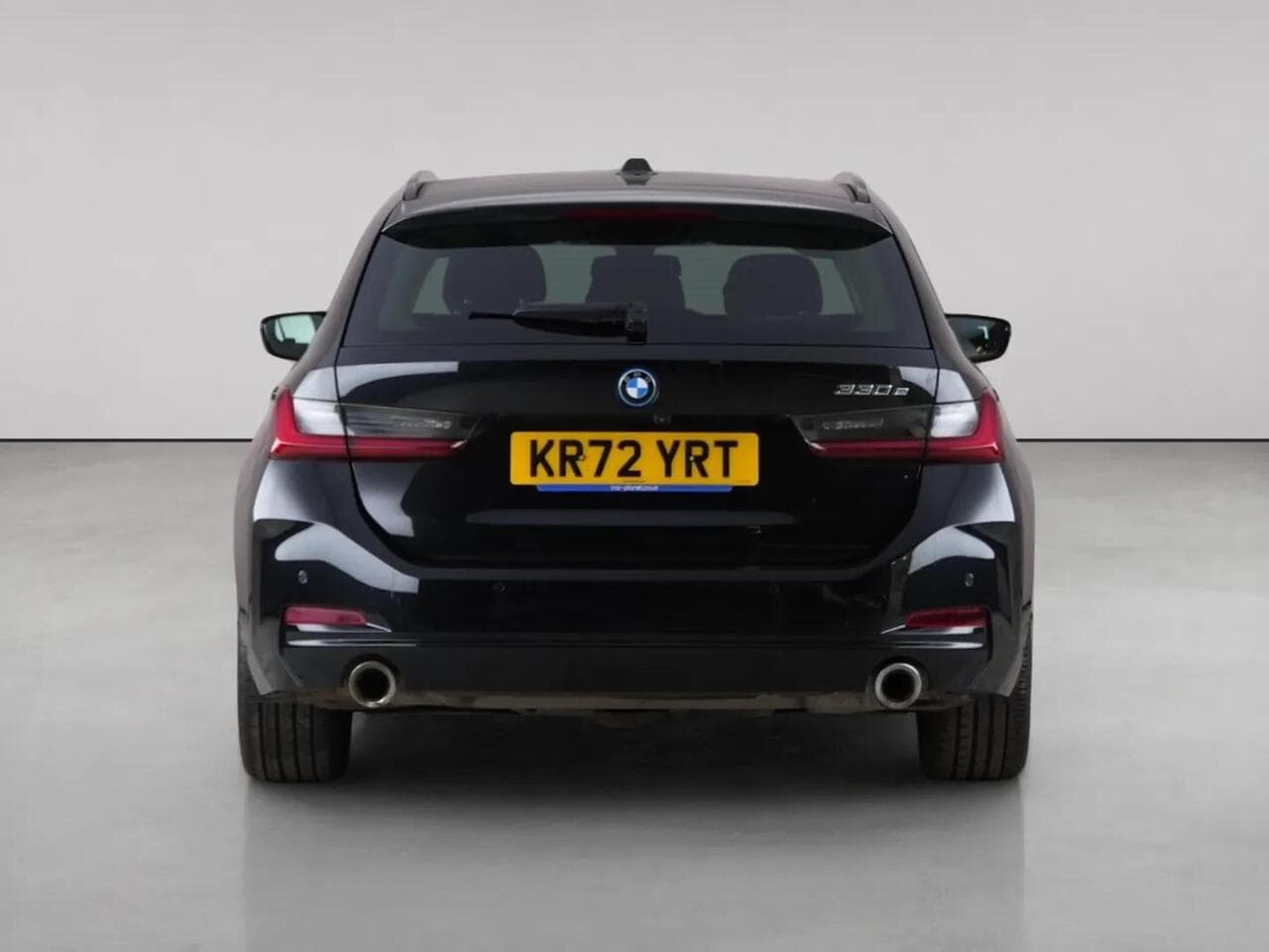 BMW 3 Series thumbnail Rear