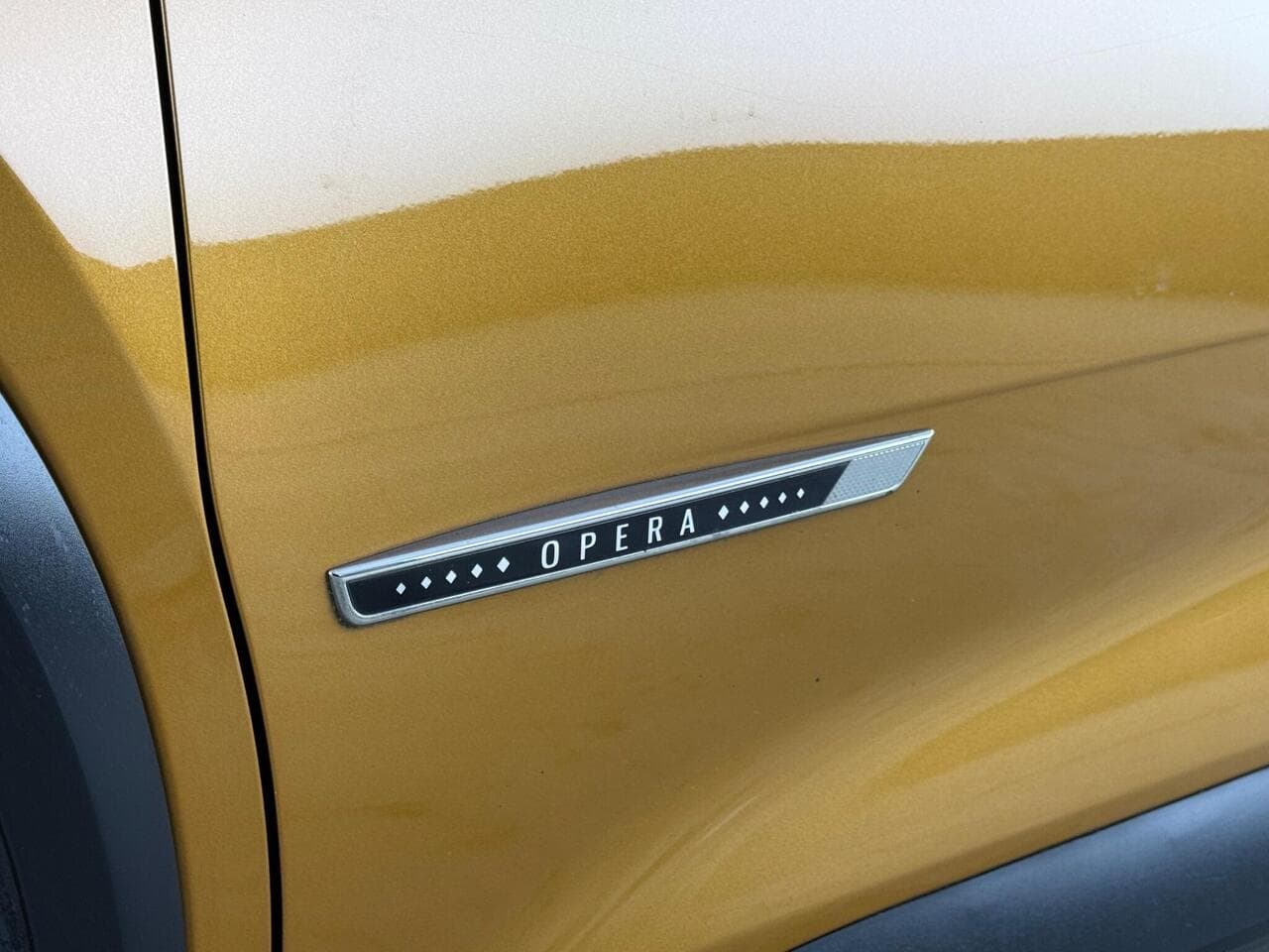 DS AUTOMOBILES DS 7 CROSSBACK thumbnail Badge Exterior