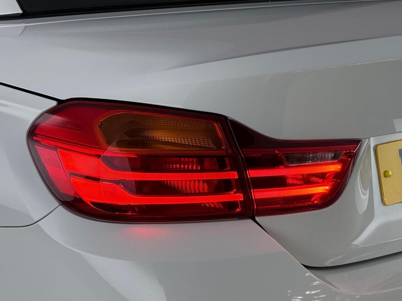 BMW 4 Series thumbnail Lights Rear