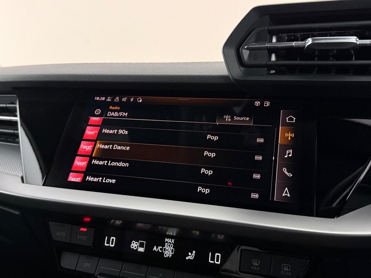 Audi A3 thumbnail Infotainment System