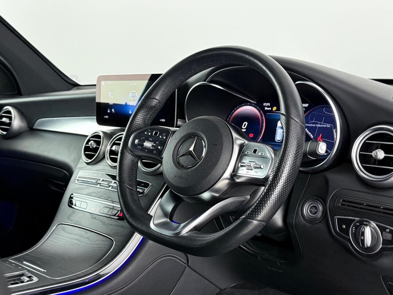 Mercedes-Benz GLC thumbnail Seat Driver