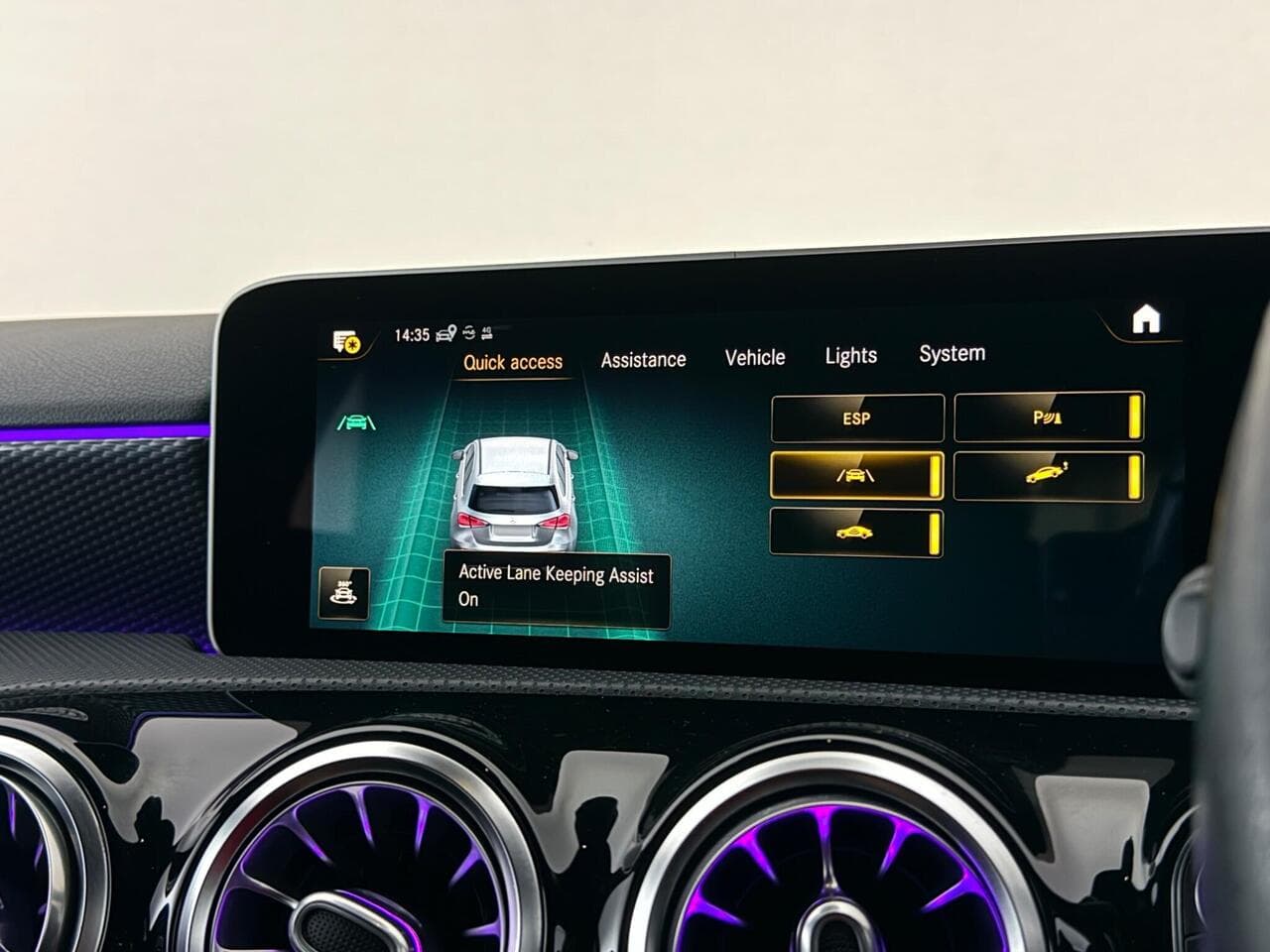 Mercedes-Benz A Class thumbnail Infotainment System