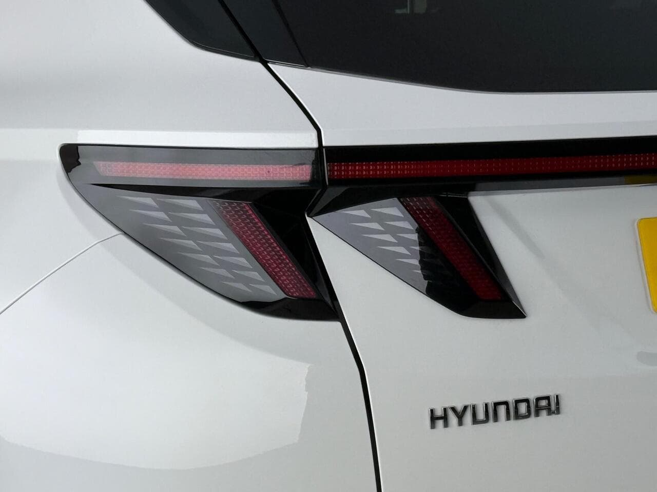 Hyundai TUCSON thumbnail Badge Exterior