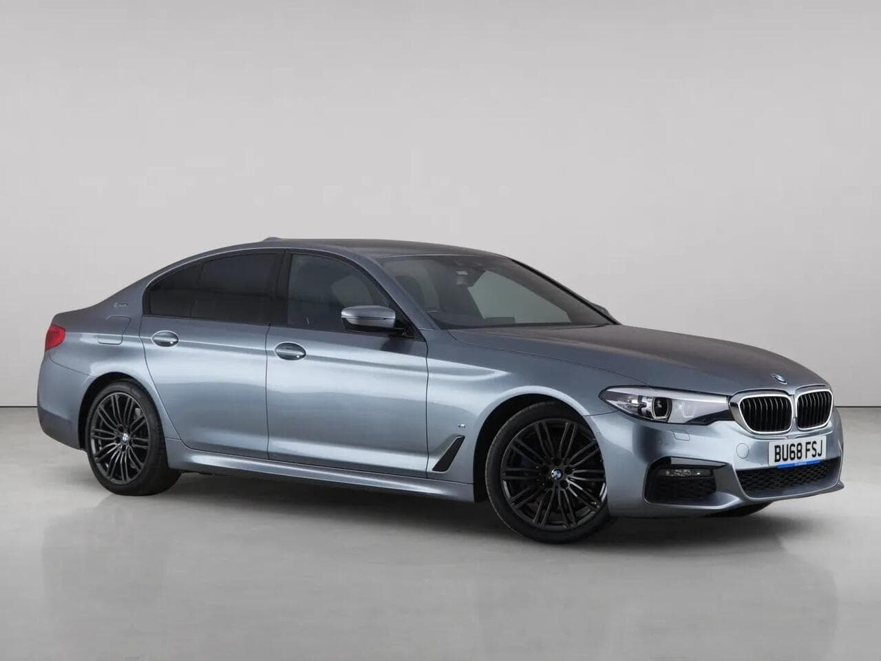 BMW 5 Series - BMW 5 Series 2.0 530e 9.2kWh M Sport Saloon 4dr Petrol Plug-in Hybrid Auto Euro 6 (s/s) (252 ps)