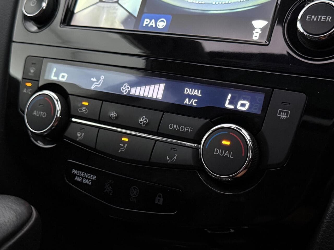 Nissan X-Trail thumbnail Misc Controls