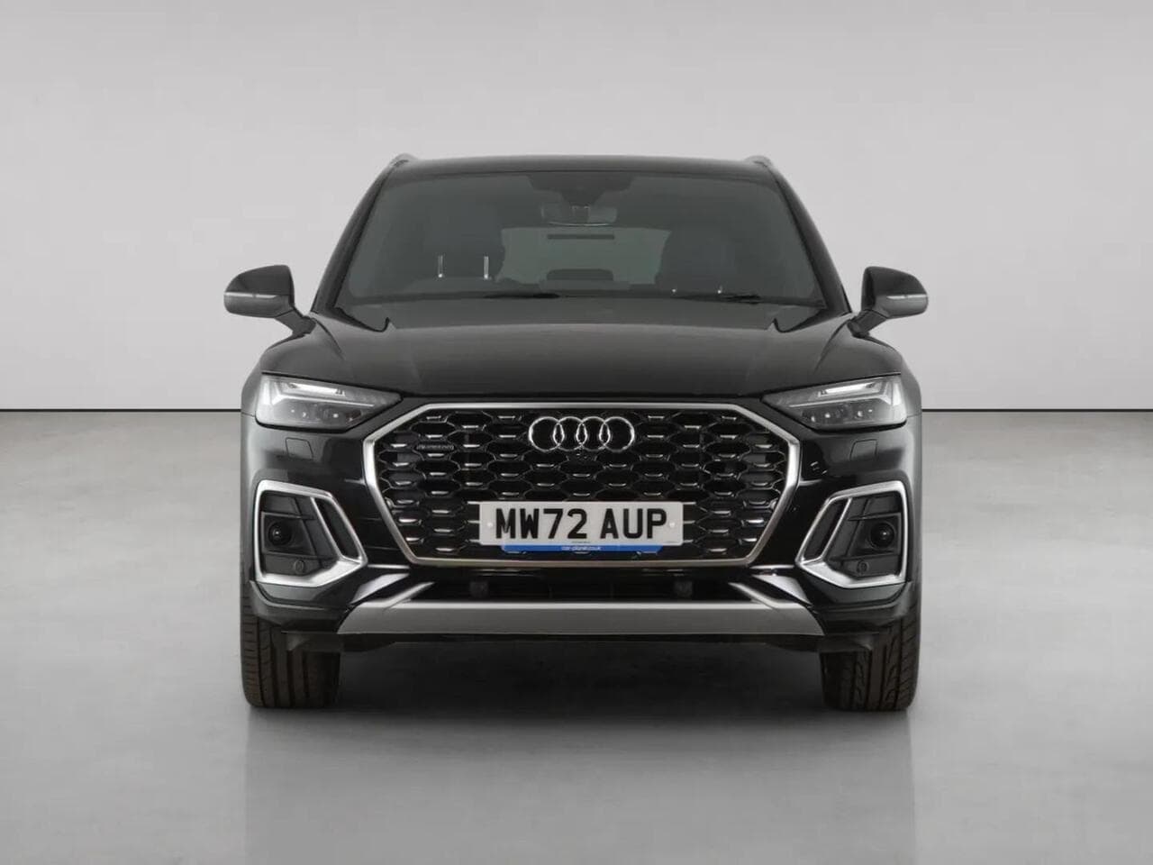 Audi Q5 thumbnail Front