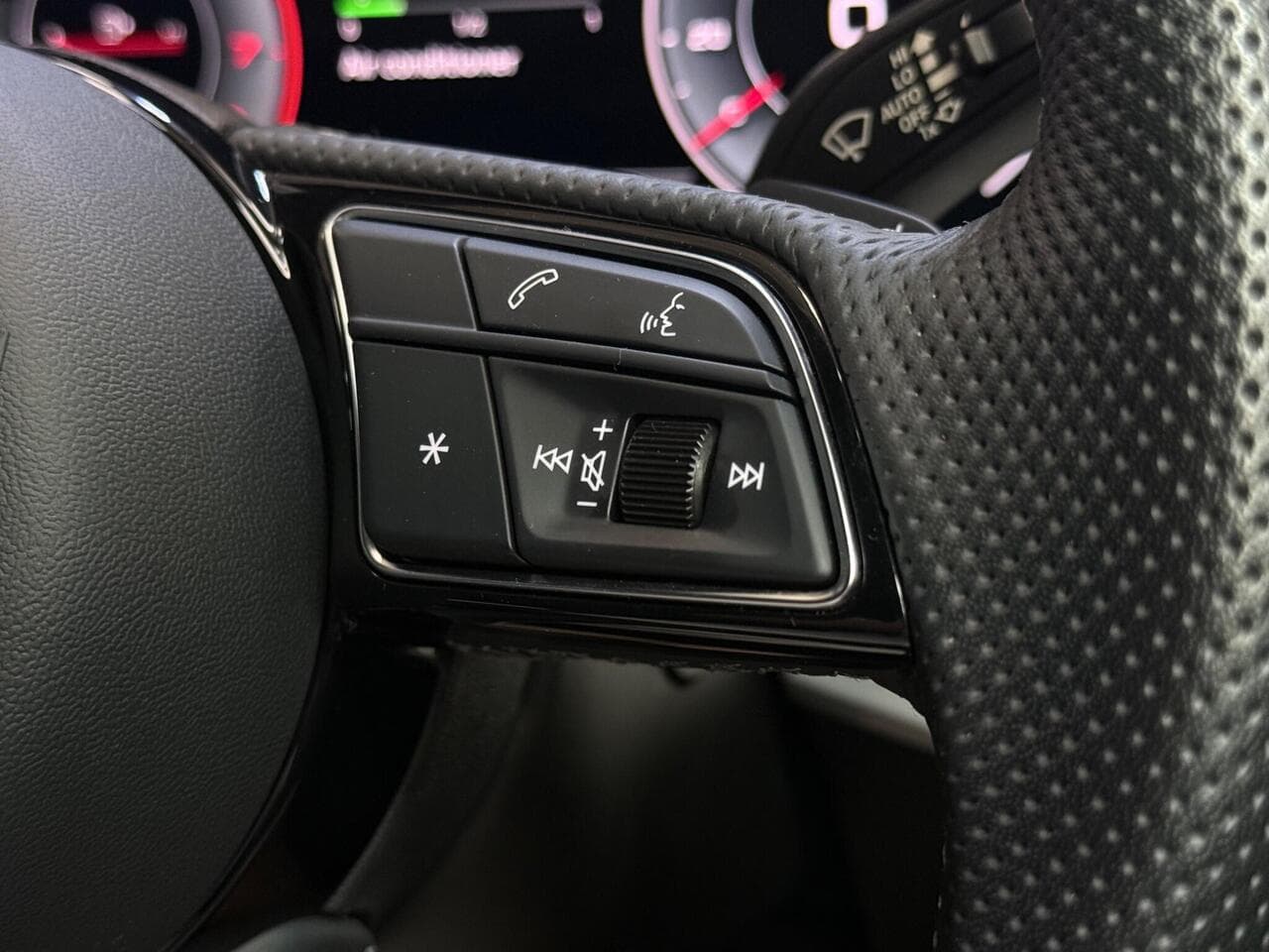 Audi A5 thumbnail Misc Controls