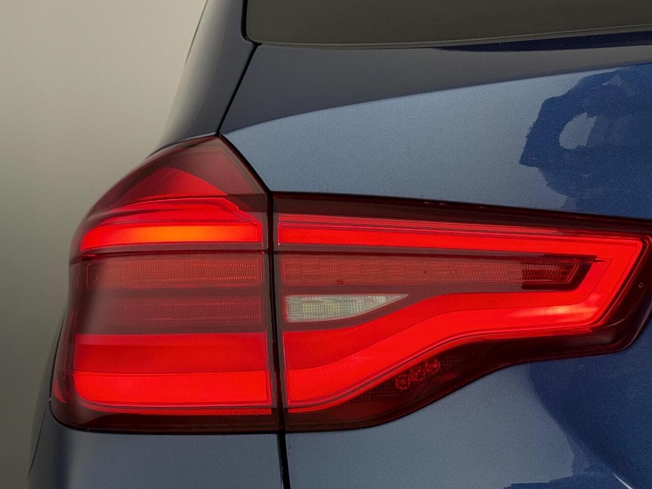 BMW X3 thumbnail Lights Rear