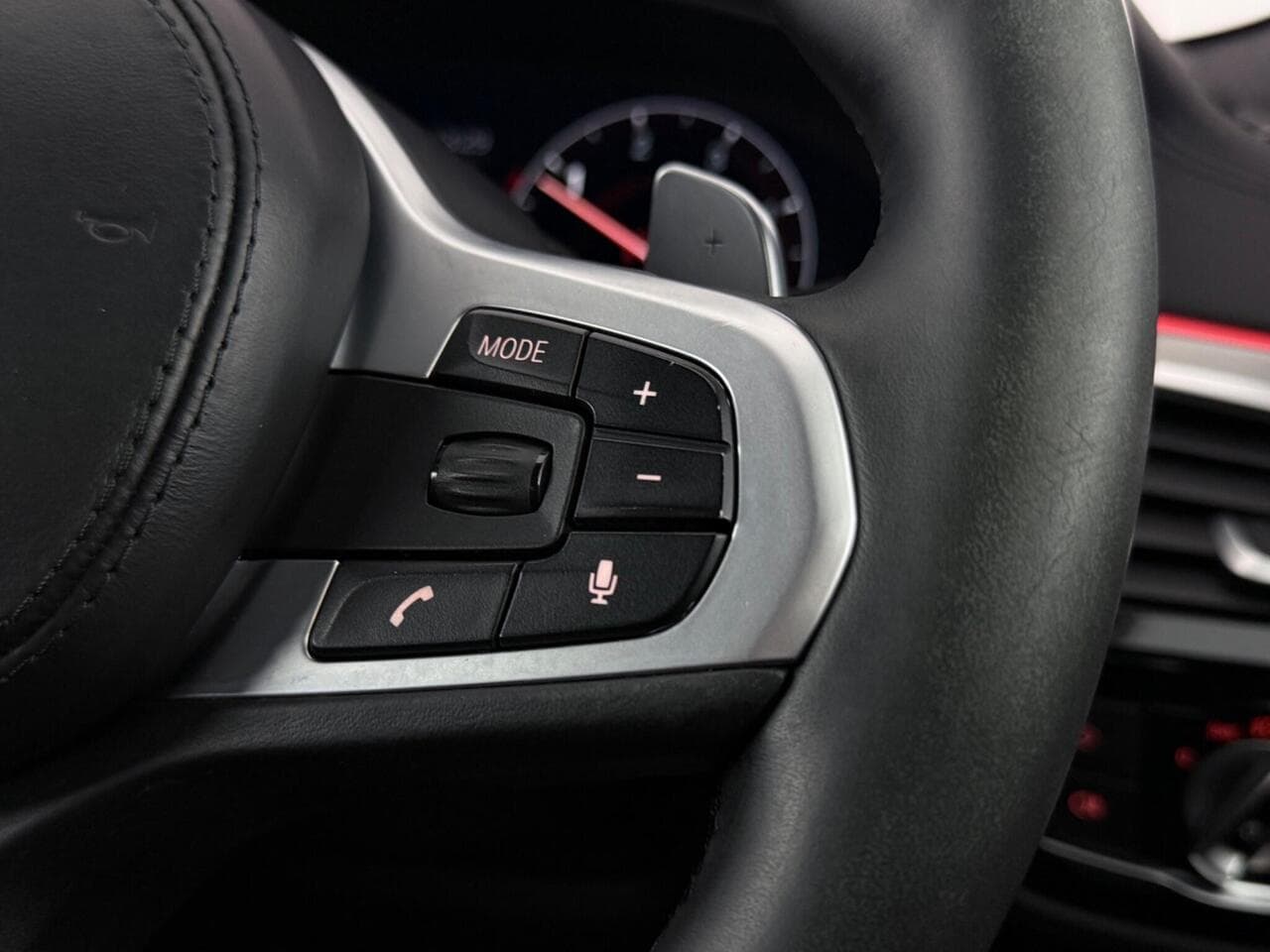 BMW 5 Series thumbnail Misc Controls