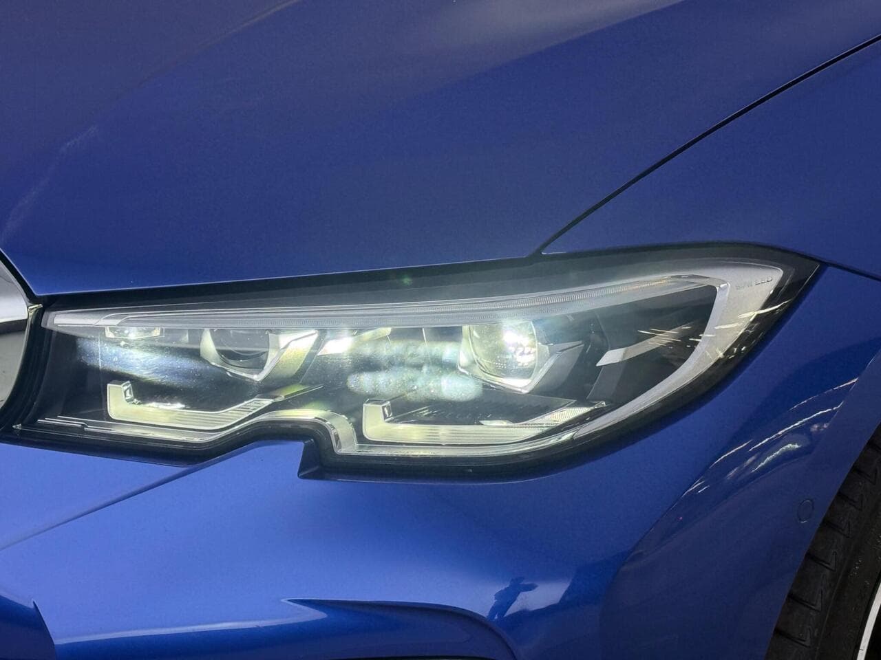 BMW 3 Series thumbnail Lights Front