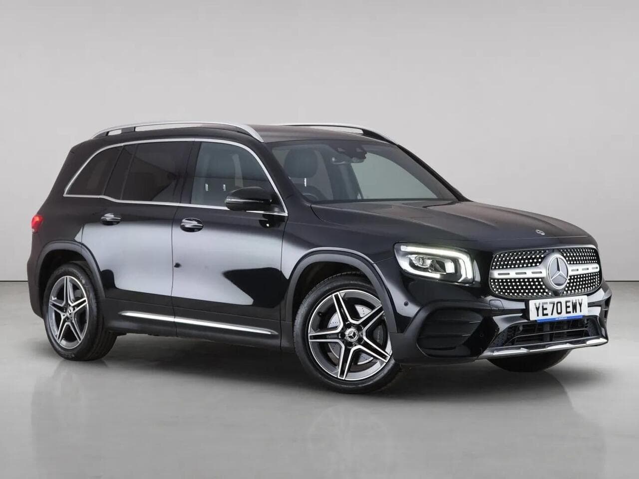 Mercedes-Benz GLB - Mercedes-Benz GLB 2.0 GLB220d AMG Line (Premium) 8G-DCT 4MATIC Euro 6 (s/s) 5dr