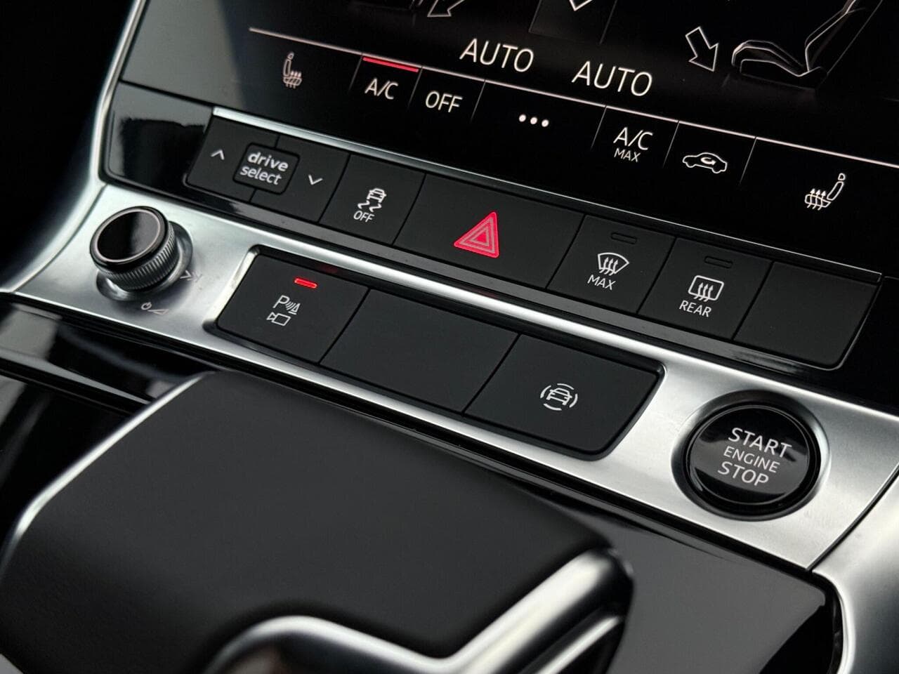Audi A6 Saloon thumbnail Misc Controls