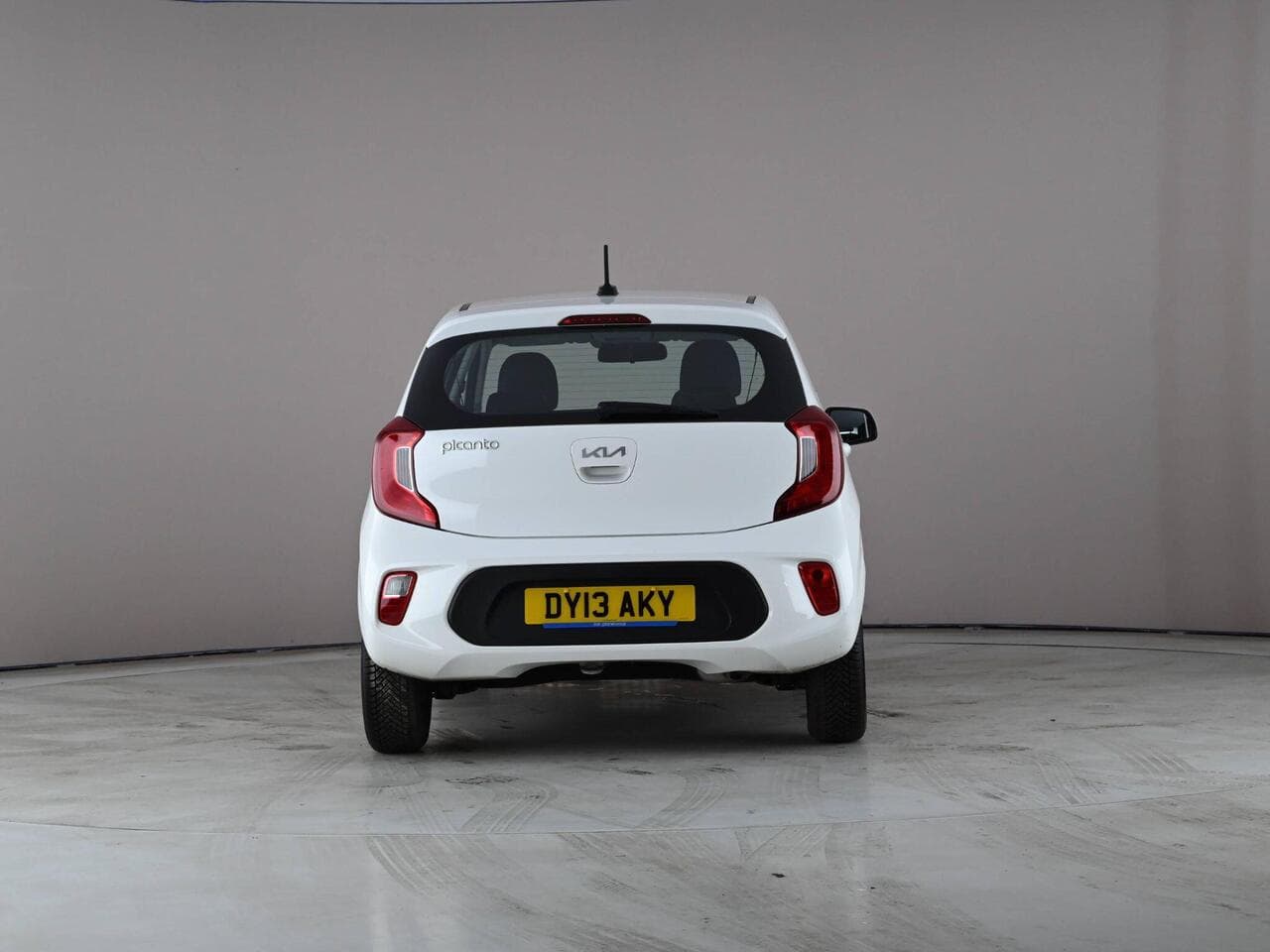 Kia Picanto thumbnail Rear