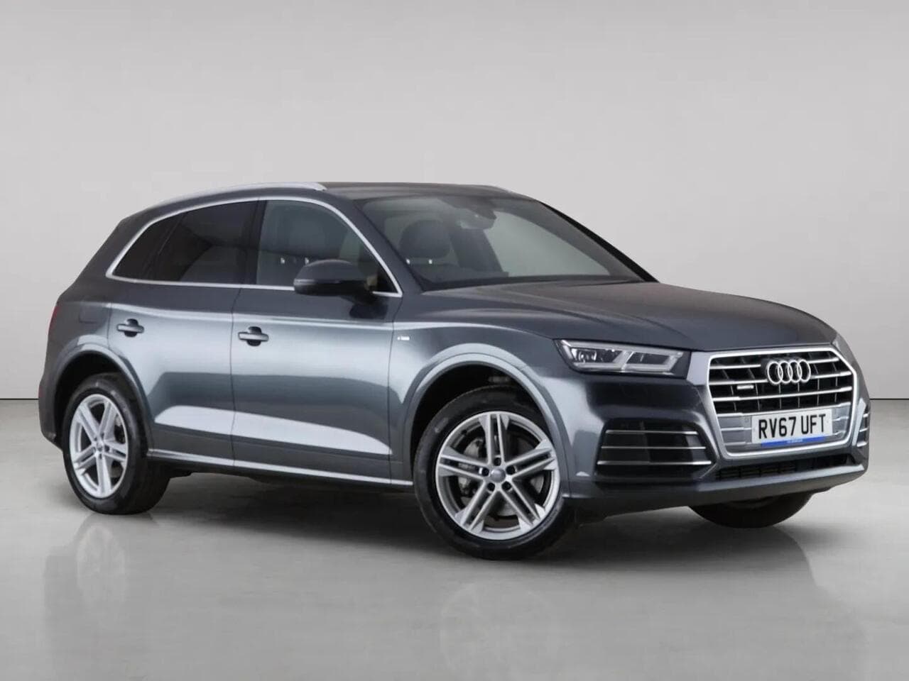 Audi Q5 - Audi Q5 2.0 TFSI S line S Tronic quattro Euro 6 (s/s) 5dr