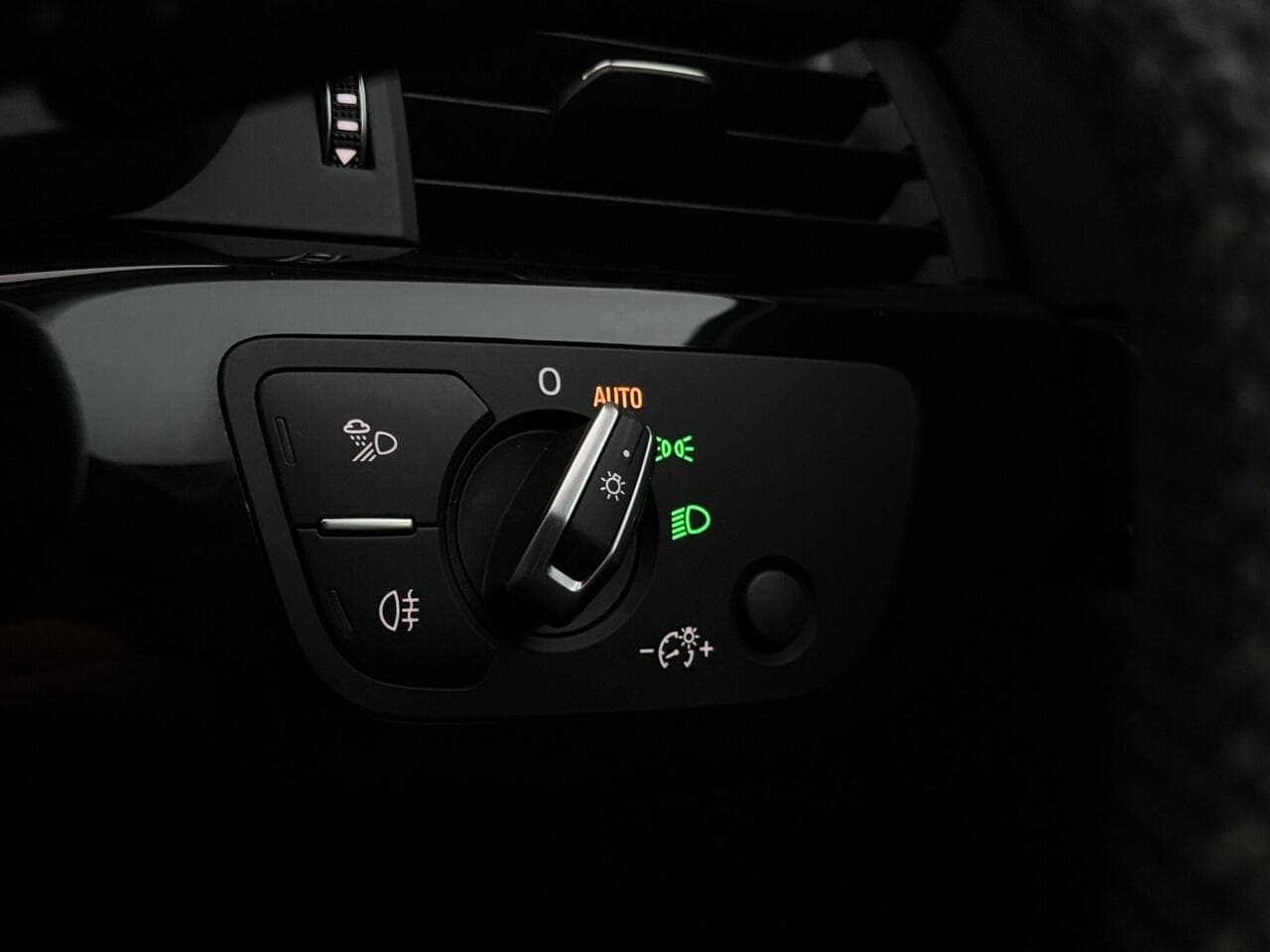 Audi A5 thumbnail Misc Controls