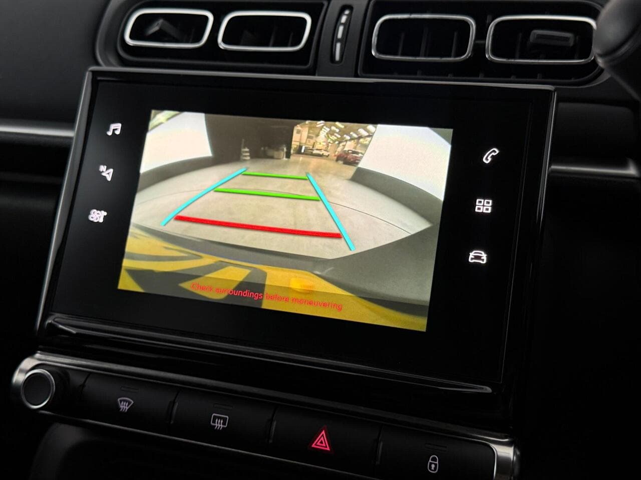 Citroen C3 thumbnail Infotainment System