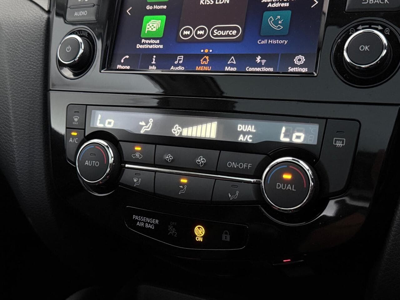Nissan Qashqai thumbnail Infotainment System
