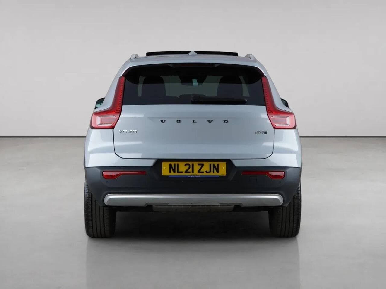 Volvo XC40 thumbnail Rear