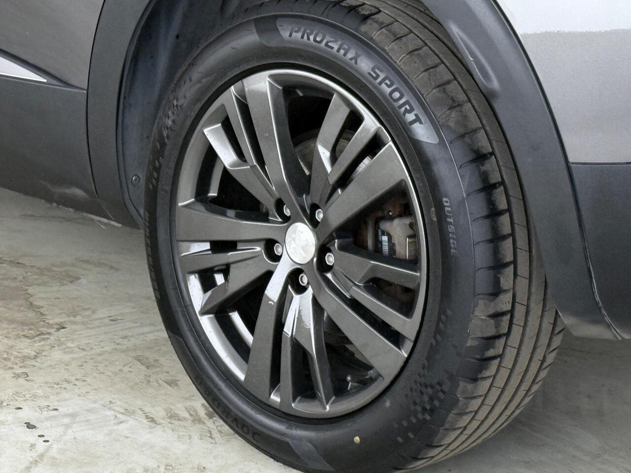 Peugeot 3008 thumbnail Wheel