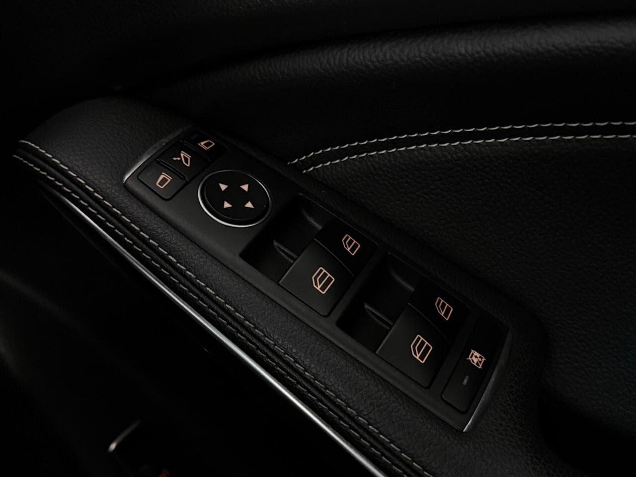 Mercedes-Benz GLA thumbnail Inconclusive