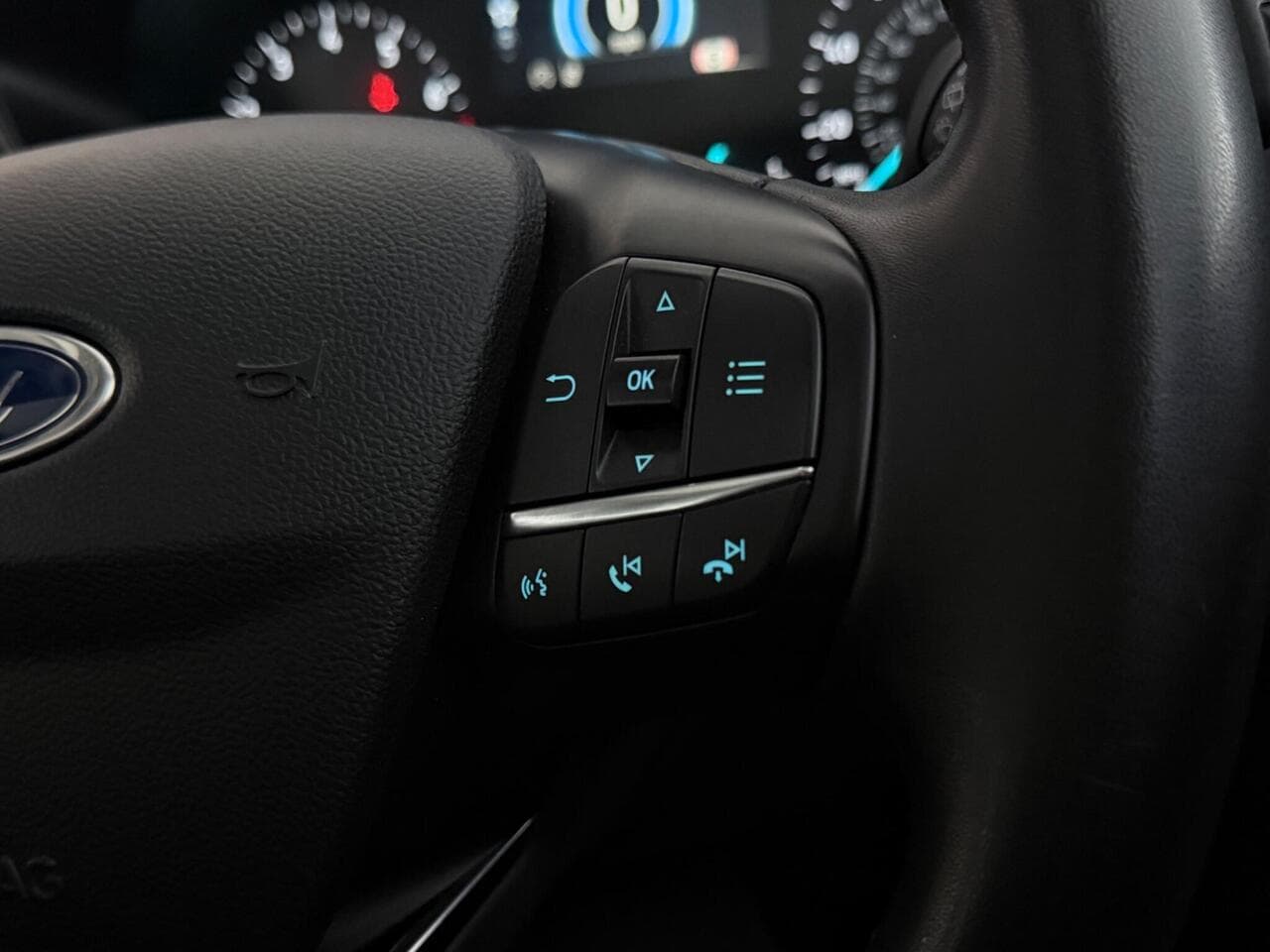 Ford Focus thumbnail Misc Controls