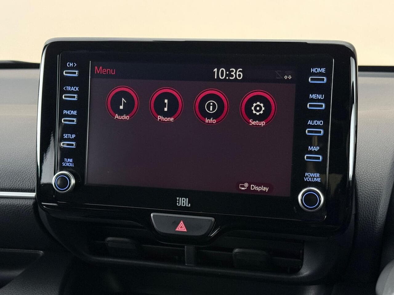 Toyota Yaris thumbnail Infotainment System