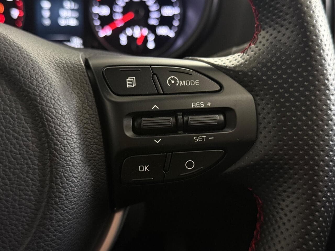 Kia Picanto thumbnail Misc Controls
