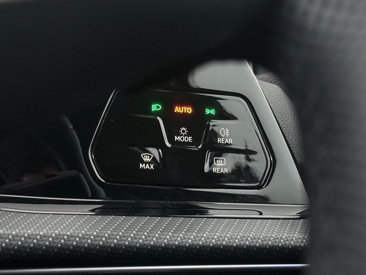 Volkswagen Golf thumbnail Misc Controls