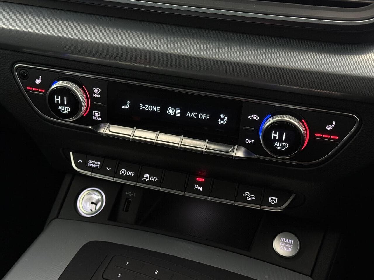 Audi Q5 thumbnail Misc Controls