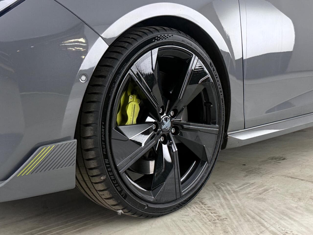 Peugeot 508 SW thumbnail Wheel